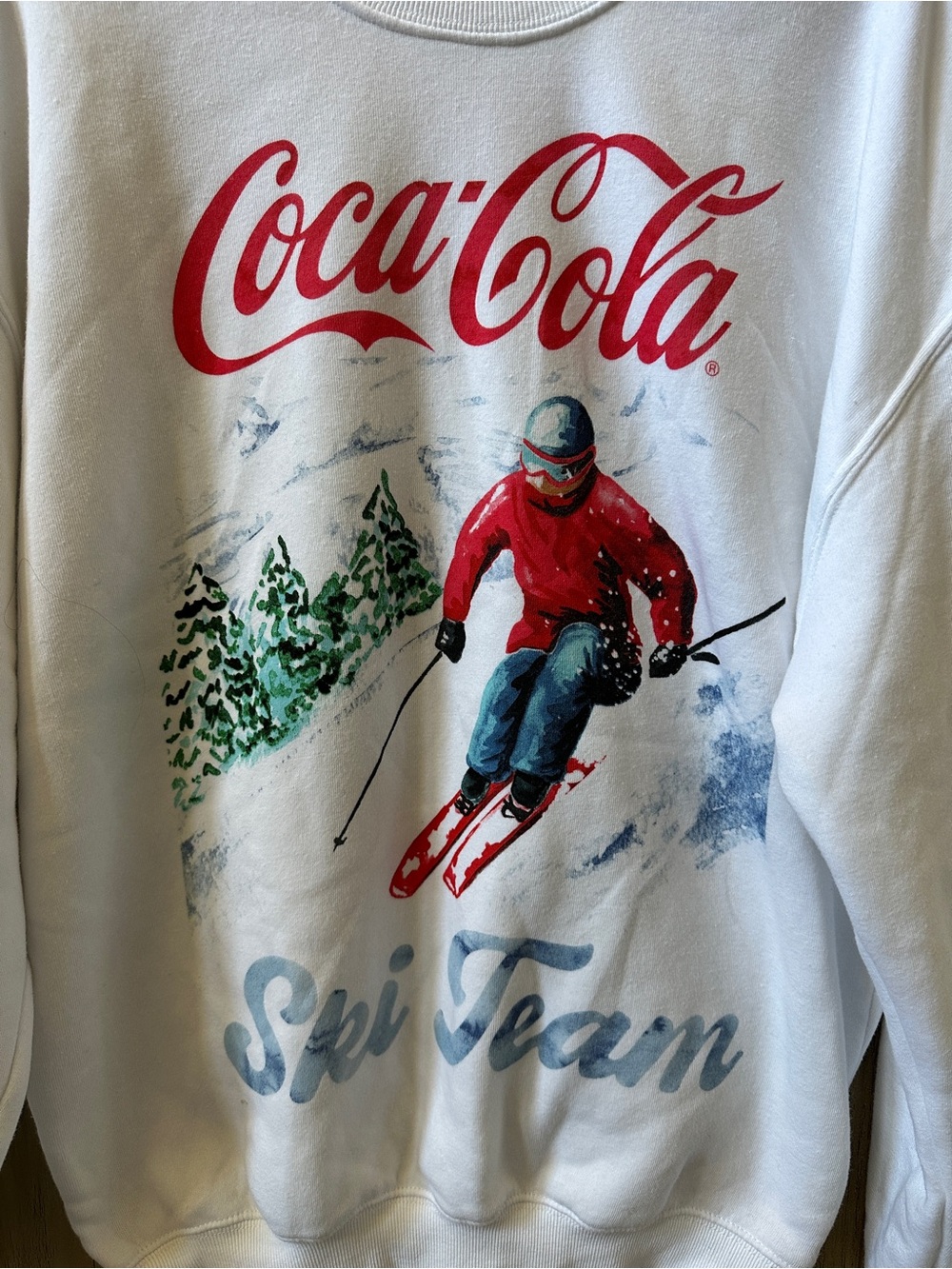 NEW Coca-Cola Ski Team Graphic Sweatshirt Top Pullover White Medium M Women’s - Picture 3 of 6